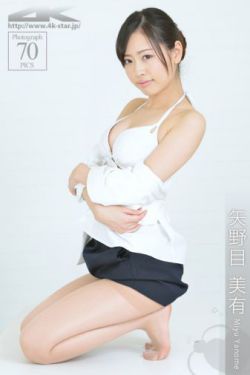 日本无遮挡大乳吃胸